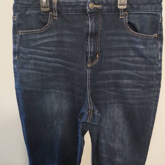 American Eagle Size 16L Curvy Highest Rise 360 Next Level Stretch Jegging Jeans - Picture 2 of 7